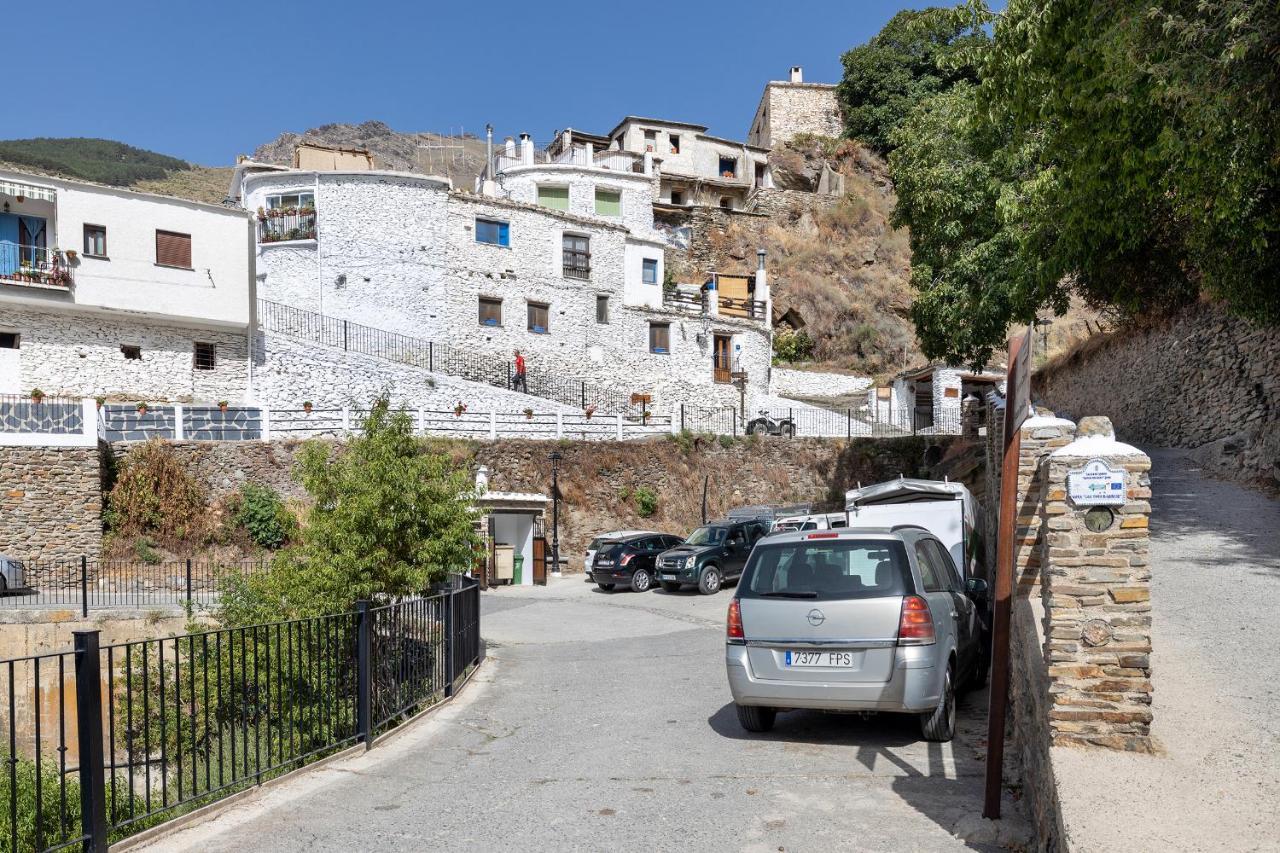 Casa Rural El Fuerte De Atabuey Trevélez المظهر الخارجي الصورة