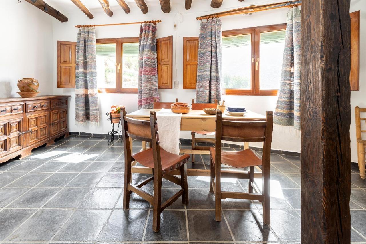 Casa Rural El Fuerte De Atabuey Trevélez المظهر الخارجي الصورة