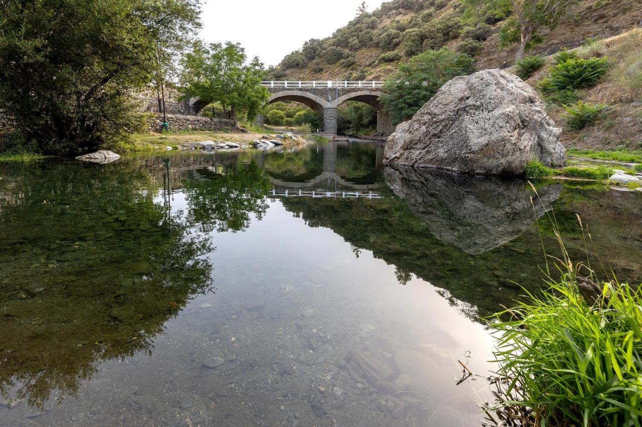 Casa Rural El Fuerte De Atabuey Trevélez المظهر الخارجي الصورة