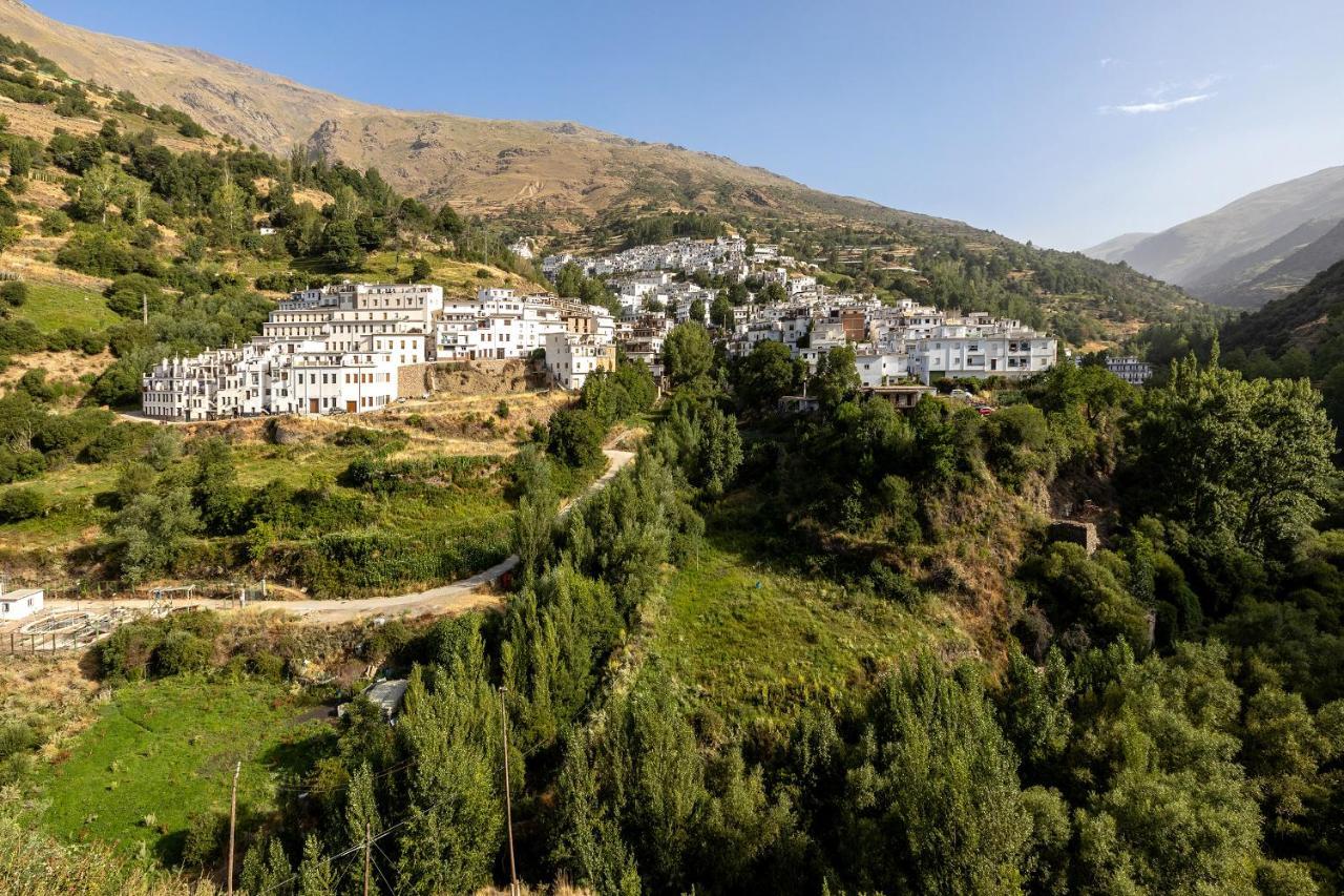 Casa Rural El Fuerte De Atabuey Trevélez المظهر الخارجي الصورة